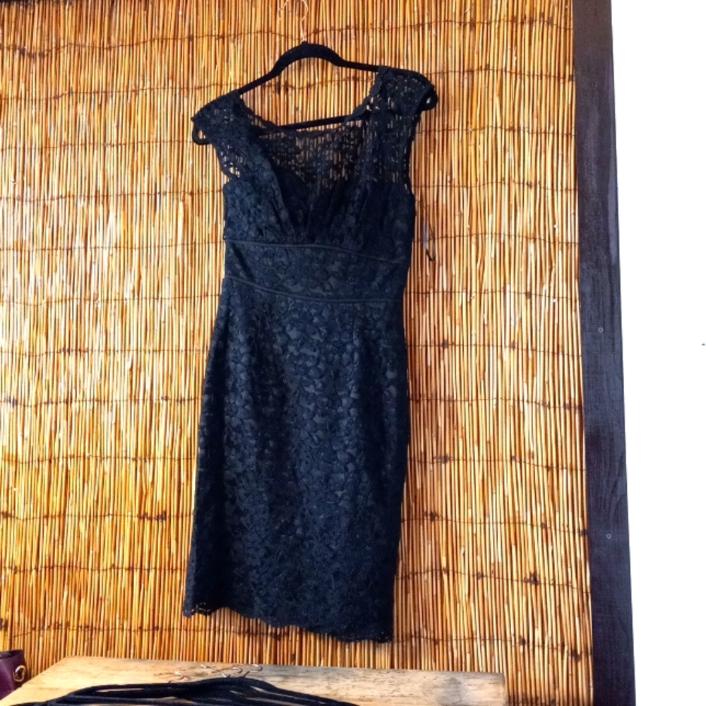 White House Black Market Black Floral Lace dress size 2